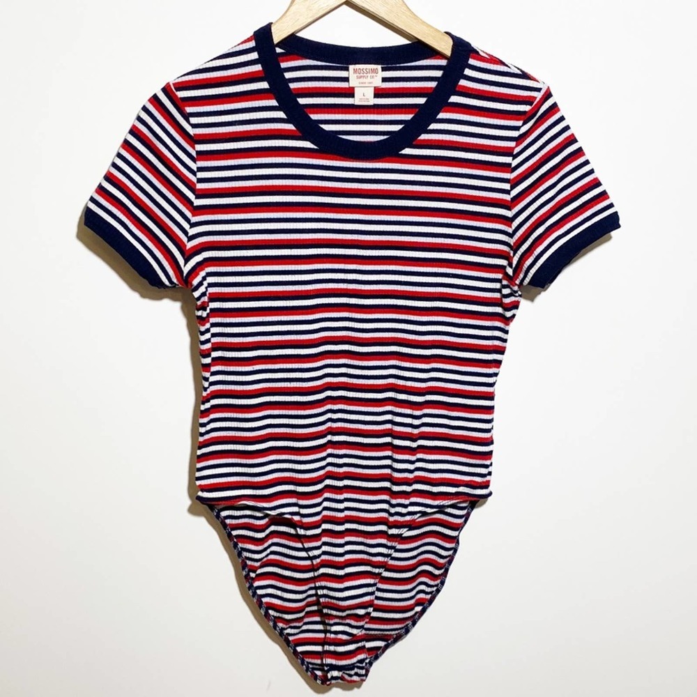 Mossimo Red White Blue Short Sleeve Snap Closure Bodysuit Women’s Size Large